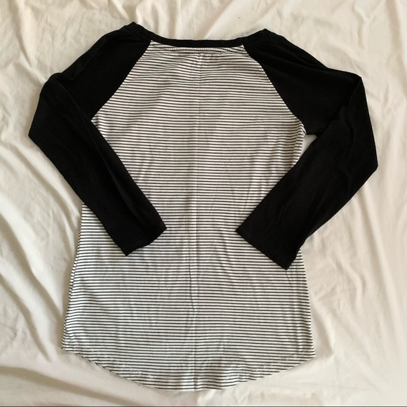 AE Tee - Picture 2 of 3